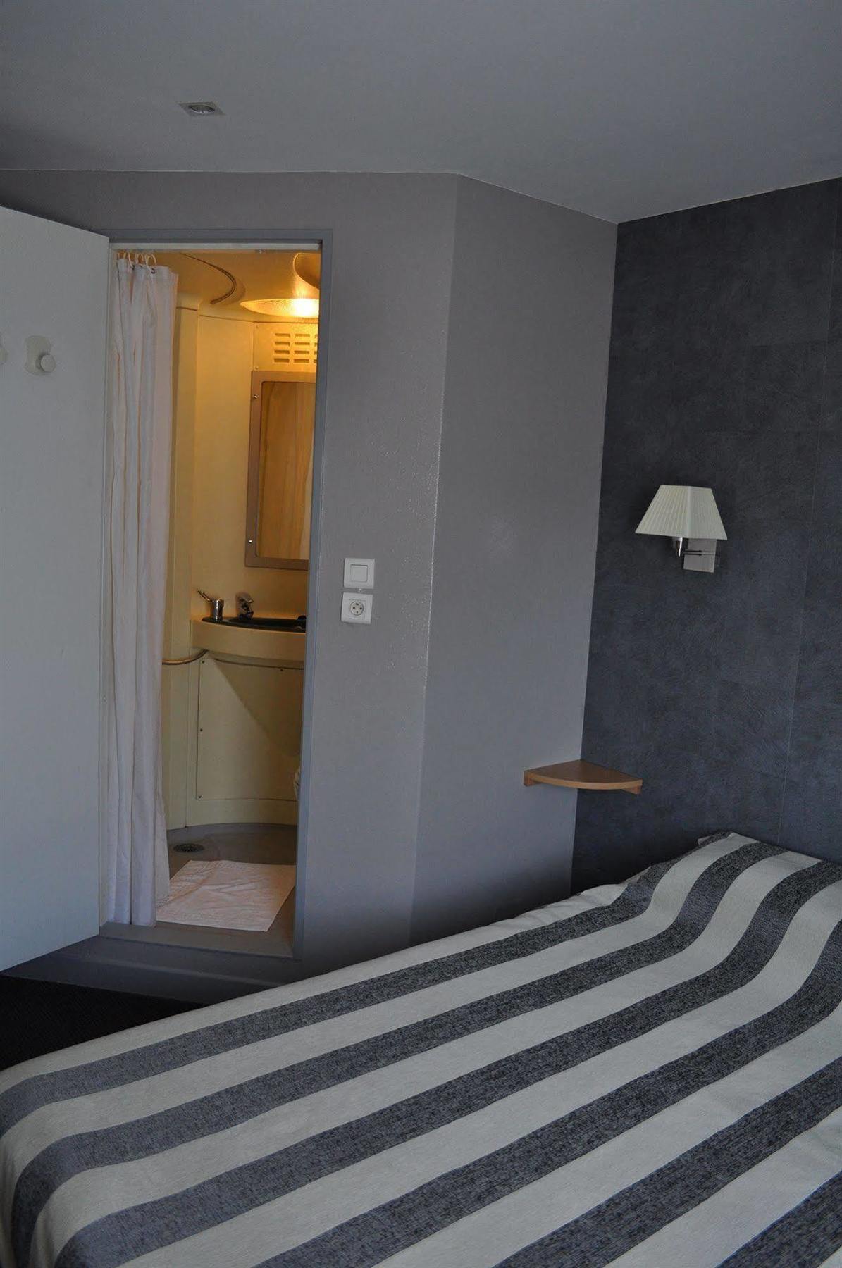 Fasthotel Avignon Nord Le Pontet Exterior foto